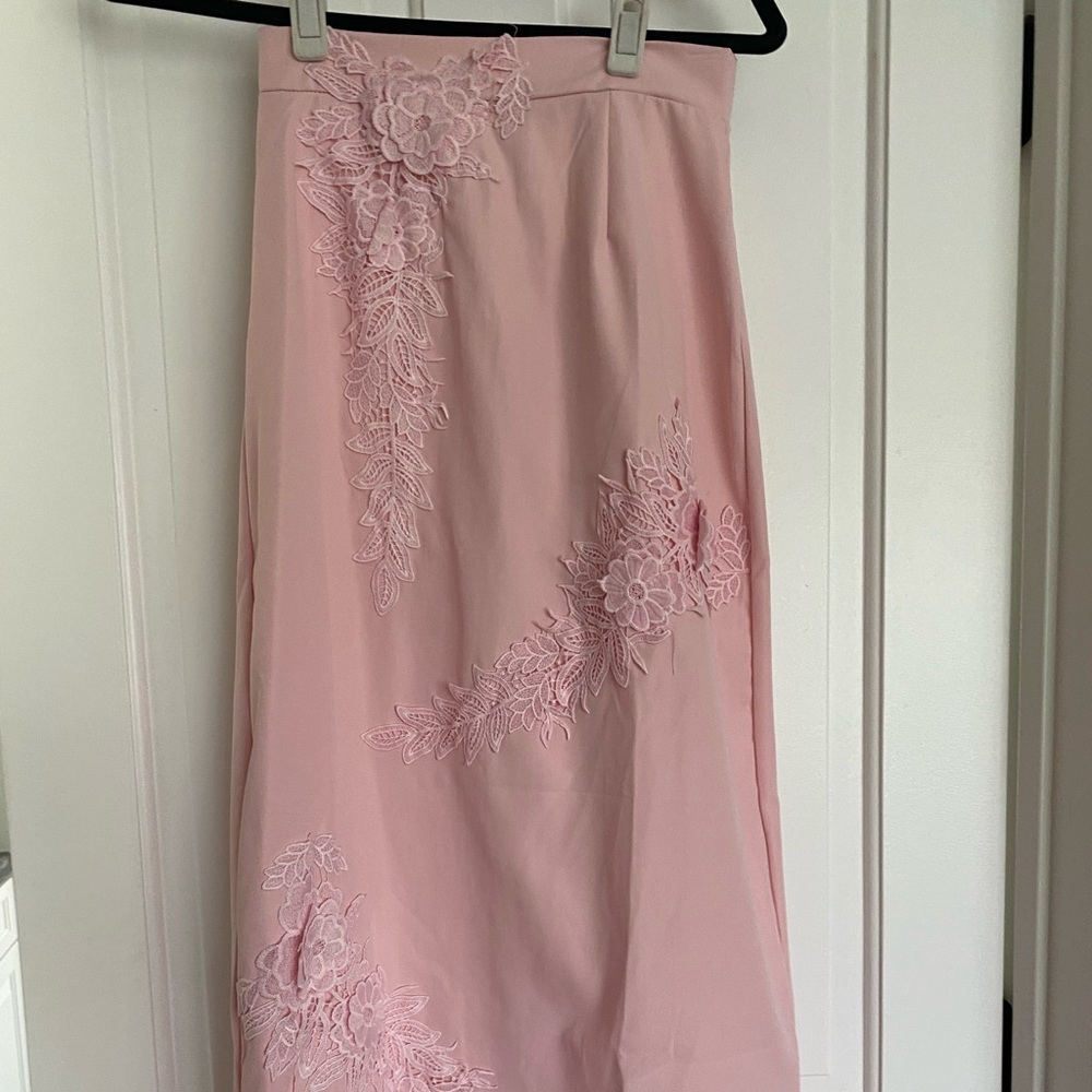 Zimmerman wanna be… ballet pink XS midi skirt and matching top. - Picture 2 of 4